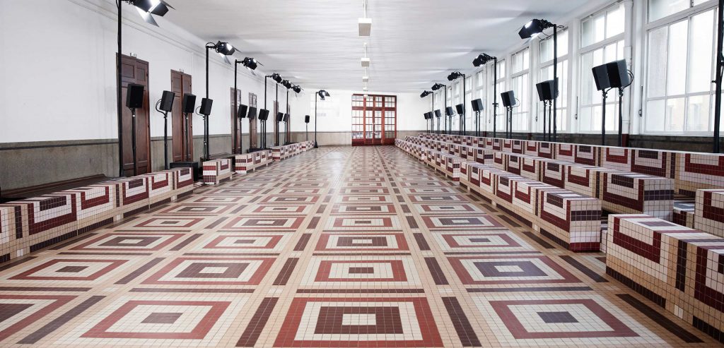 ACNE STUDIOS RUNWAY