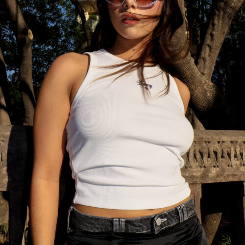2-RENATA-TOMMY-JEANS-CEREMONIA-MAPLE-MAGAZINE