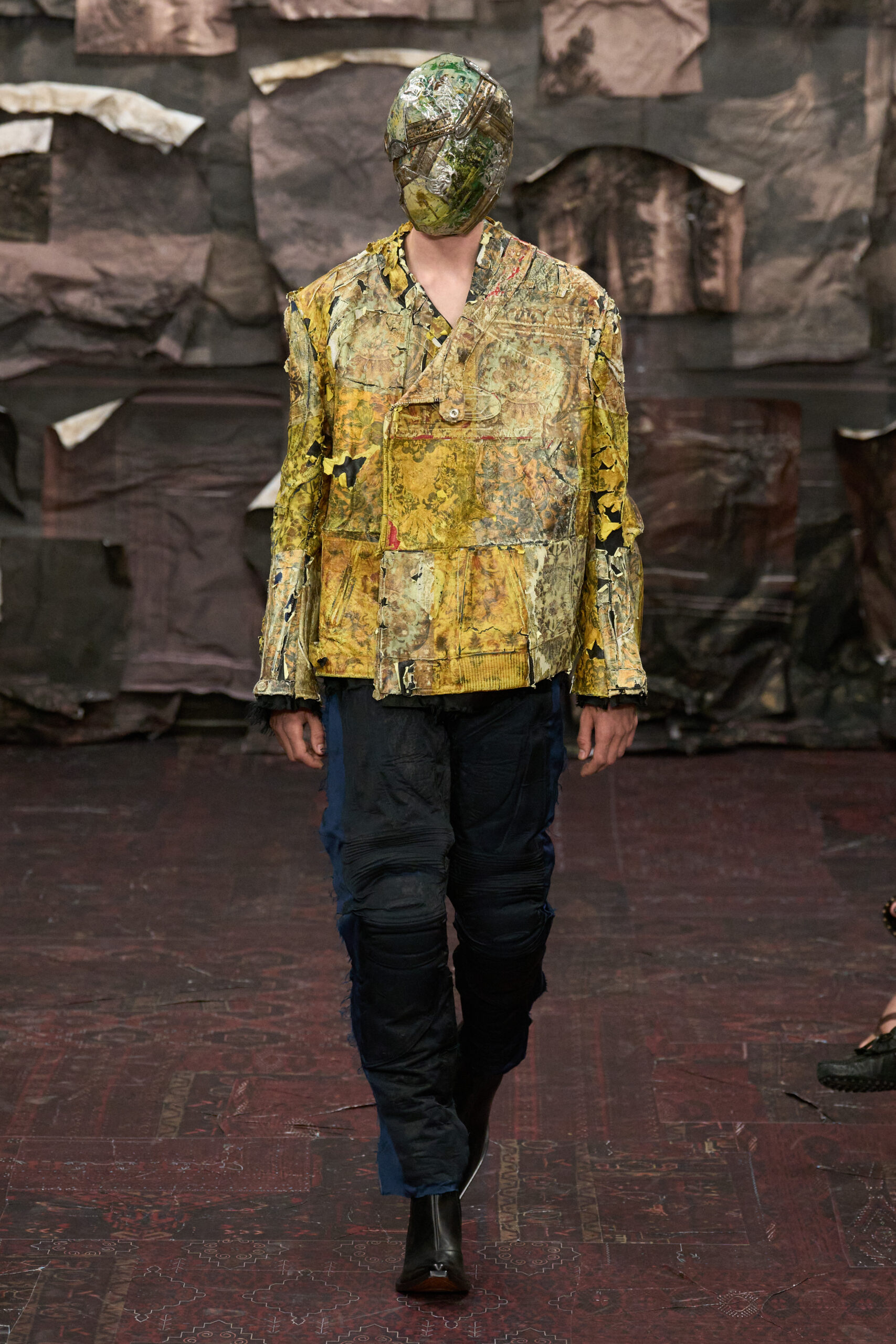 LOOK 12 scaled