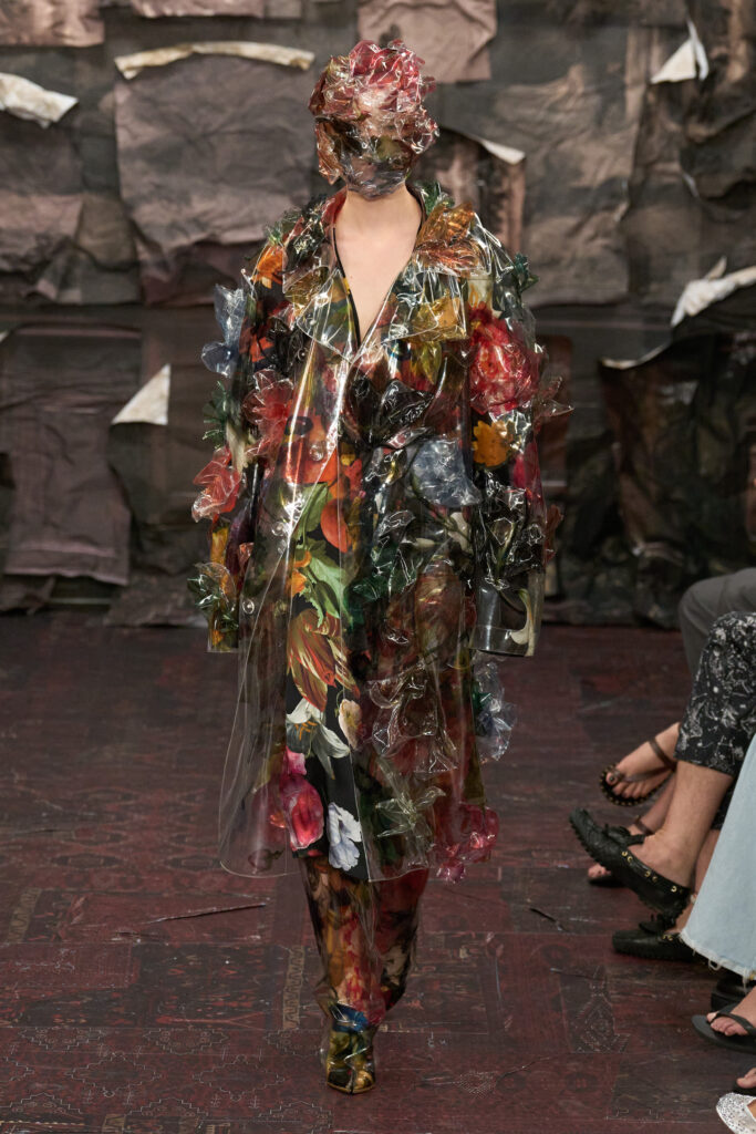 LOOK 33