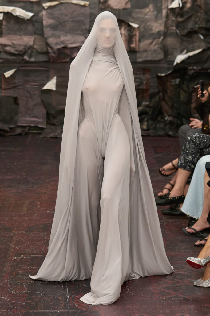 LOOK 39