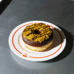 Randy’s Donuts lanza su nuevo sabor DUBAI.